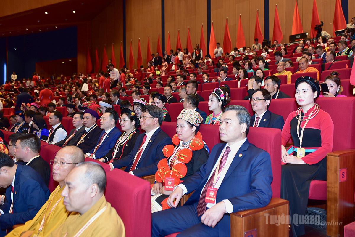 Dự Đại hội, Đoàn đại biểu tỉnh Tuyên Quang gồm 24 đại biểu, do đồng chí Ma Thế Hồng, Phó Bí thư Tỉnh ủy, Chủ tịch Ủy ban MTTQ Việt Nam tỉnh làm Trưởng đoàn.