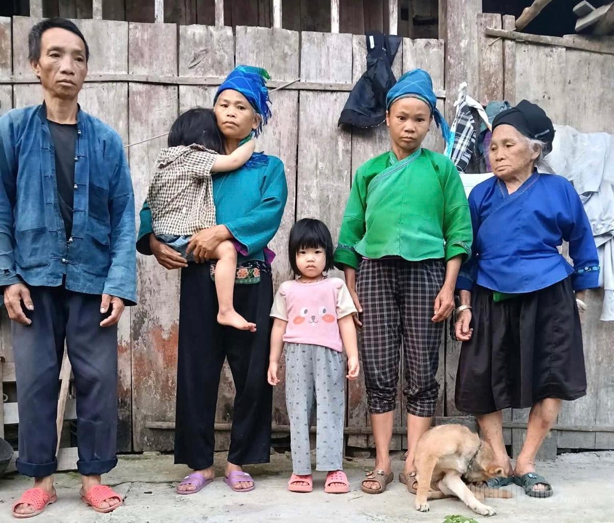 Gia đình anh Lù Văn Hường, thôn Bản Chè 2, xã Tân Tiến, tỉnh Tuyên Quang.