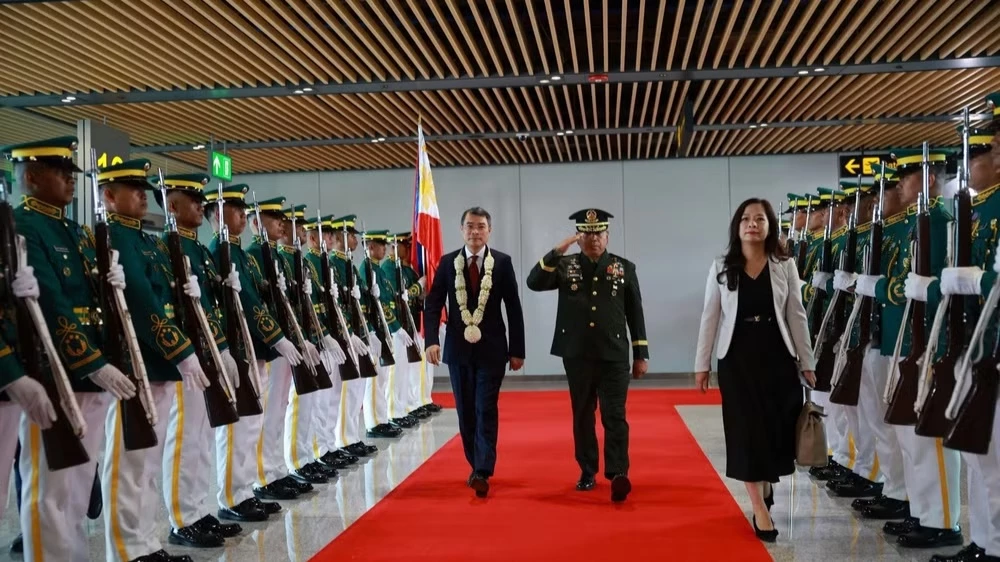 Thủ tướng Lê Minh Hưng tới Cebu dự Hội nghị Cấp cao ASEAN lần thứ 48