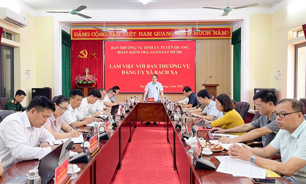 Đoàn kiểm tra, giám sát số 286 của Tỉnh ủy làm việc với Ban Thường vụ Đảng uỷ xã Bạch Xa.