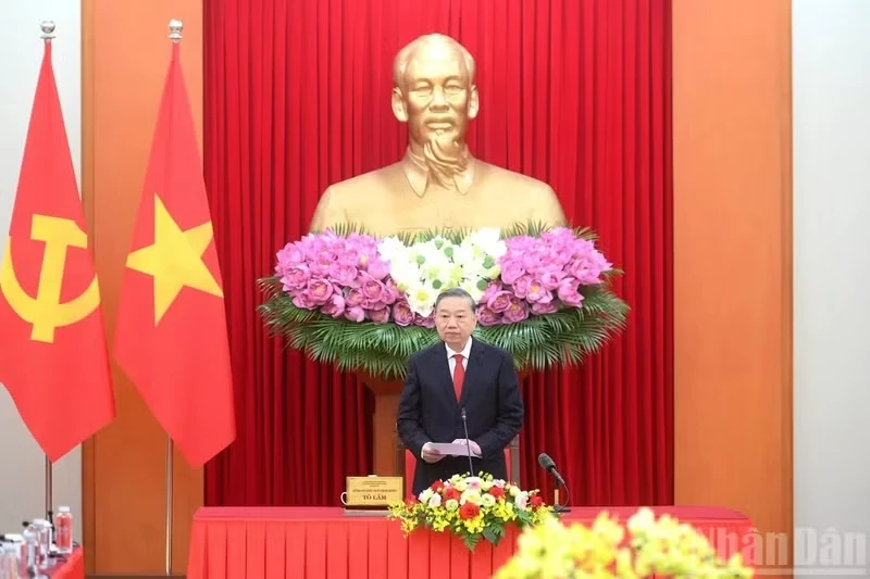 Party General Secretary and State President To Lam chairs the working session with the Central Theoretical Council on the implementation of theoretical tasks for the 2026-2031 tenure.