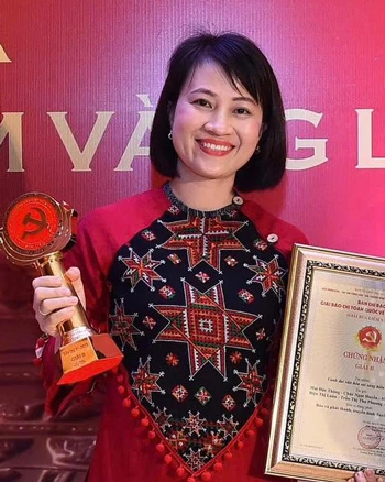Phóng viên Hoàng Giang Lam, Phòng Chuyên đề, 
Báo và phát thanh, truyền hình Tuyên Quang