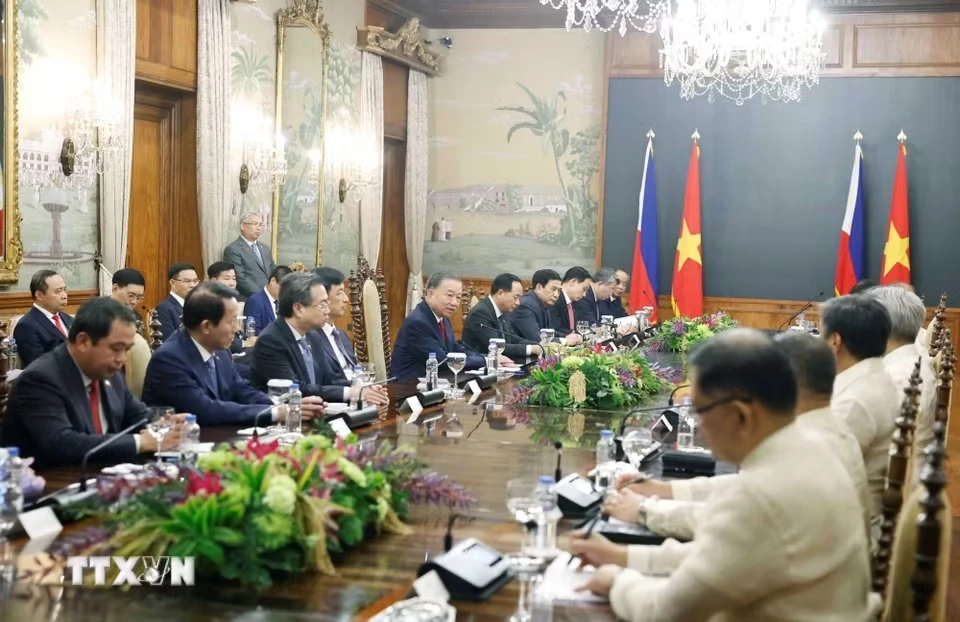 Tổng Bí thư, Chủ tịch nước Tô Lâm và Tổng thống Philippines Ferdinand Romualdez Marcos Jr. hội đàm cấp Nhà nước. (Ảnh: TTXVN)
