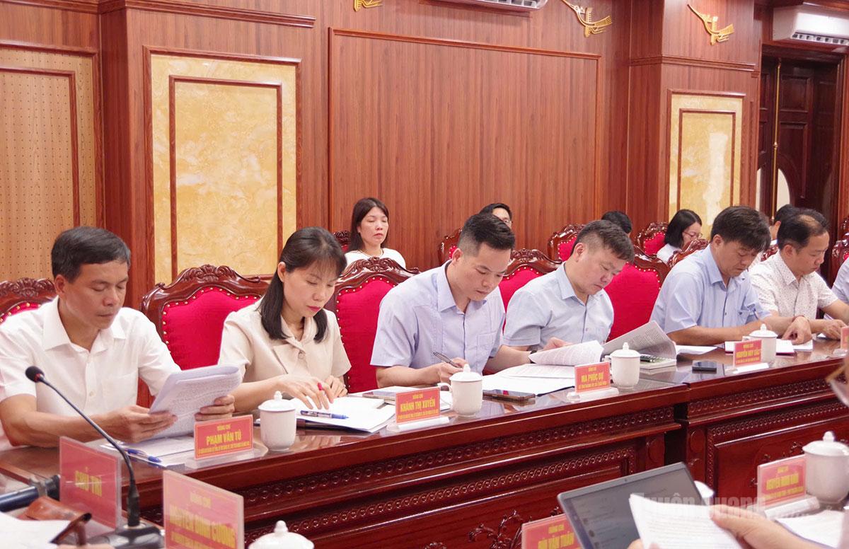 Các đại biểu dự hội nghị.