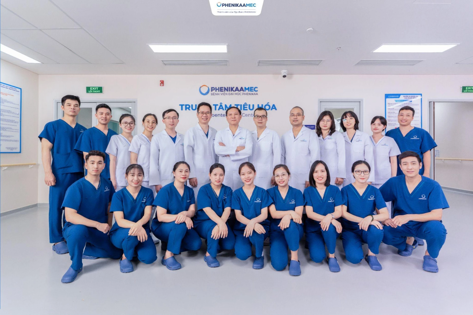 Đội ngũ bác sĩ, kỹ thuật viên giàu kinh nghiệm tại Trung tâm Tiêu hóa PhenikaaMec 
