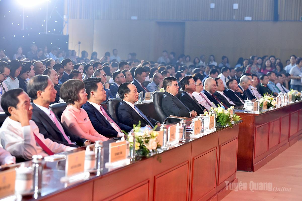 Khai mạc Hội báo toàn quốc 2026: Báo chí Việt Nam - Trung thành, sáng tạo, trách nhiệm trong kỷ nguyên mới