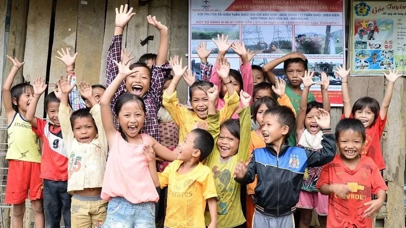 Lừa đảo công nghệ cao nhắm vào trẻ em dịp hè