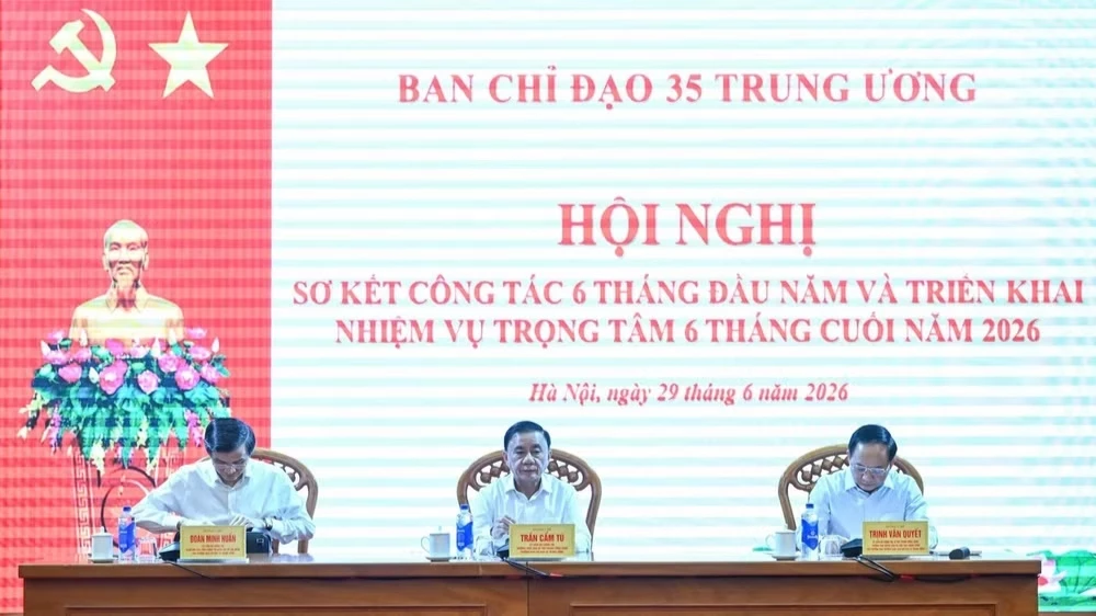 Nâng cao năng lực dự báo, chủ động đấu tranh phản bác các quan điểm sai trái, thù địch