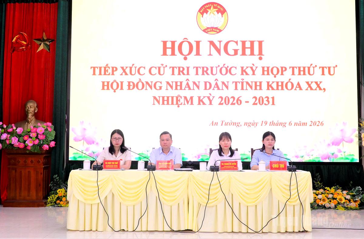 Đại biểu HĐND tỉnh tiếp xúc cử tri phường An Tường.