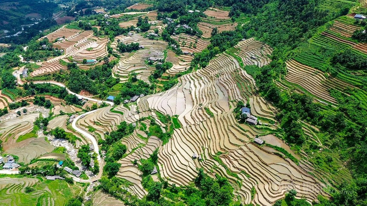 Terraced fields interspersed with village homes create a vibrant picture of life in the western highlands.