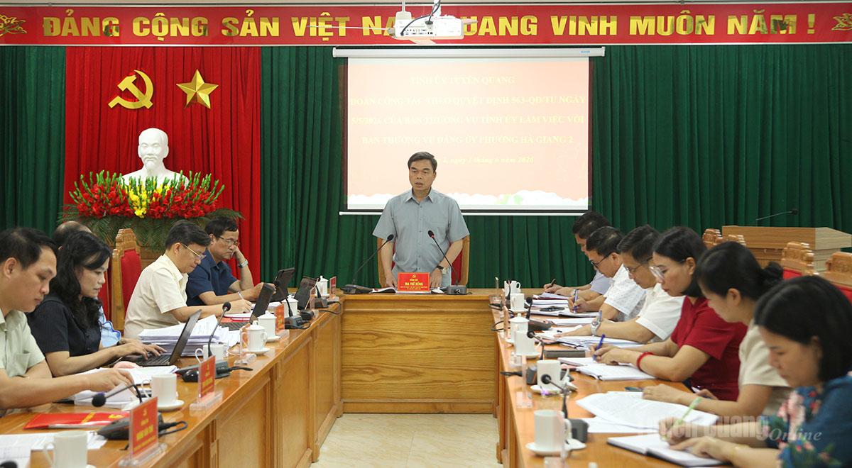 Đồng chí Ma Thế Hồng, Phó Bí thư Tỉnh ủy, Chủ tịch Ủy ban MTTQ tỉnh phát biểu kết luận buổi làm việc.