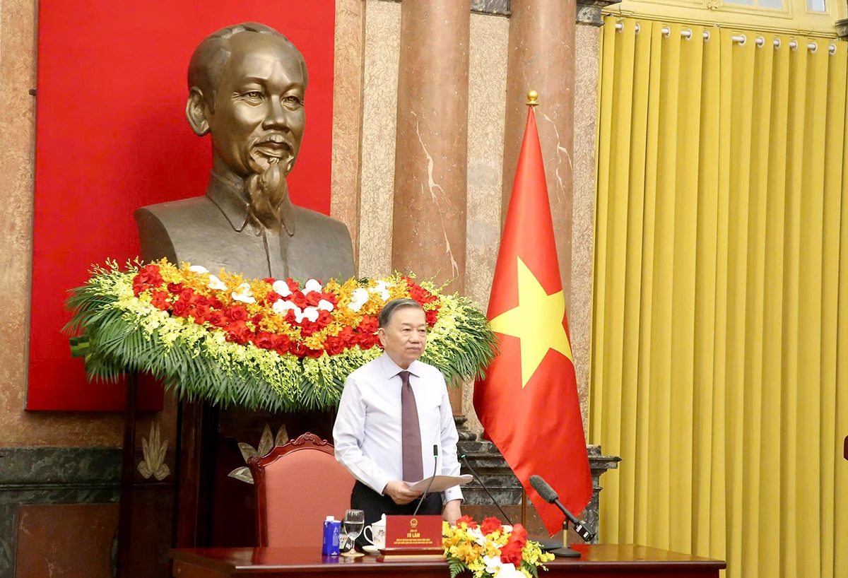 Tổng Bí thư, Chủ tịch nước Tô Lâm phát biểu tại buổi gặp mặt. Ảnh: Hiền Hòa (Cổng TTĐT Trung ương Đảng).