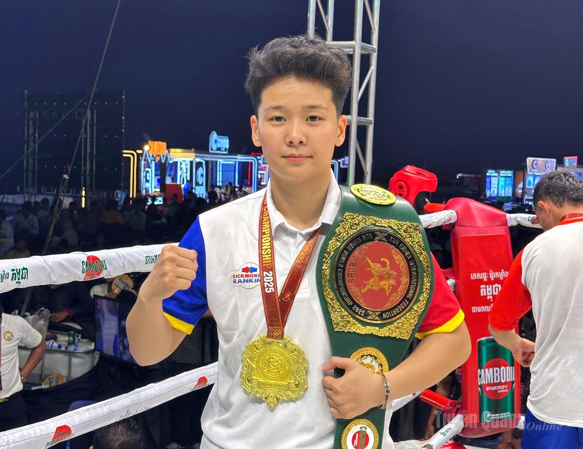 Vận động viên Hoàng Thị Bích Ngọc giành Huy chương Vàng Giải vô địch Kun Khemer thế giới lần thứ 6.