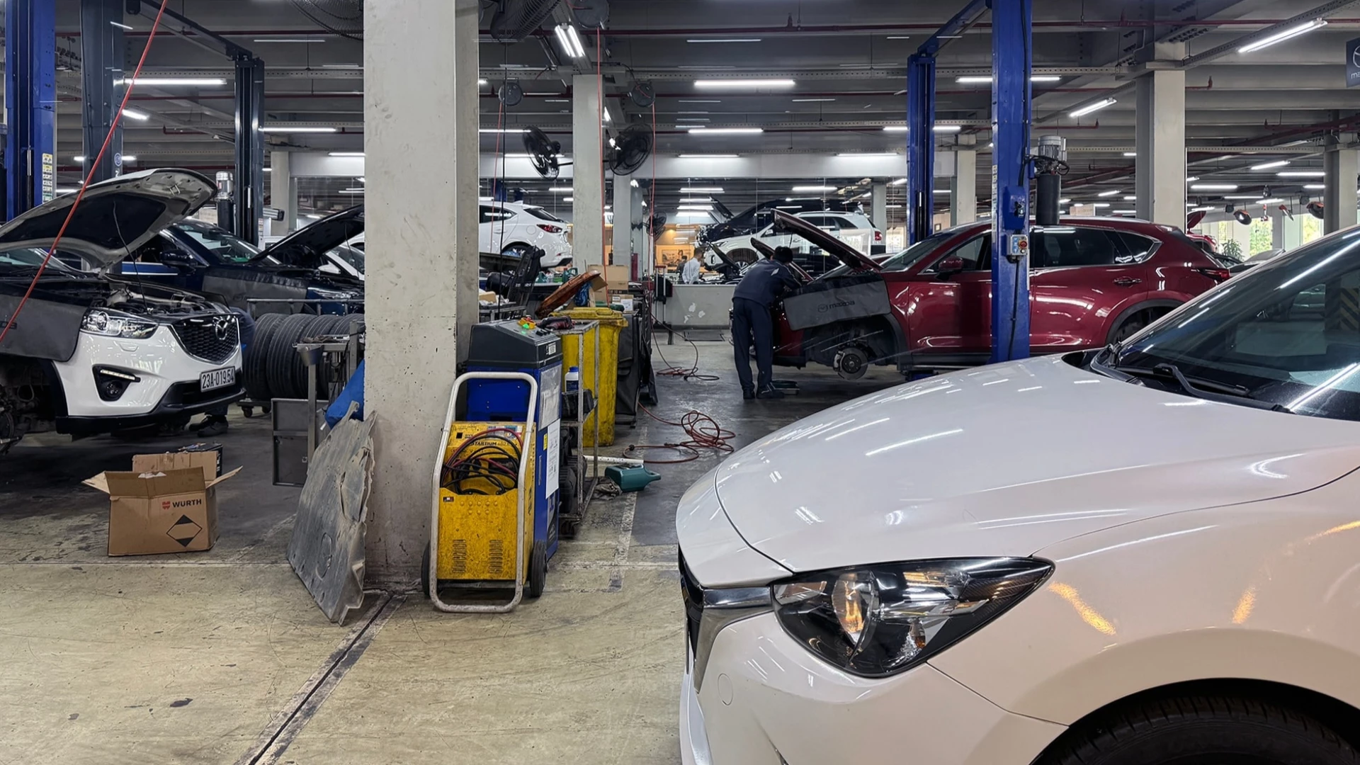 Xăng E10 những ngày đầu: Nhiều gara không ghi nhận ca hỏng hóc liên quan