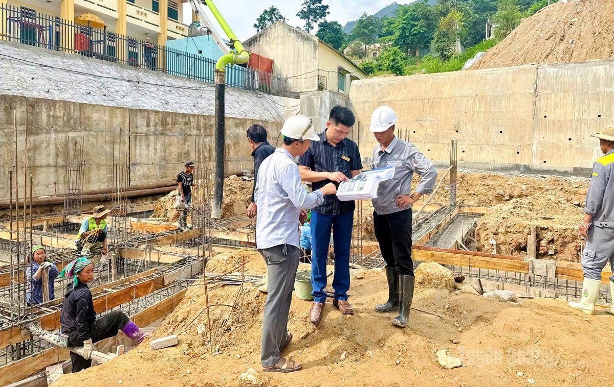 Dự án Nhà lưu trú học sinh của Trường THCS Nấm Dẩn, xã Nấm Dẩn đang được đẩy nhanh tiến độ thi công.