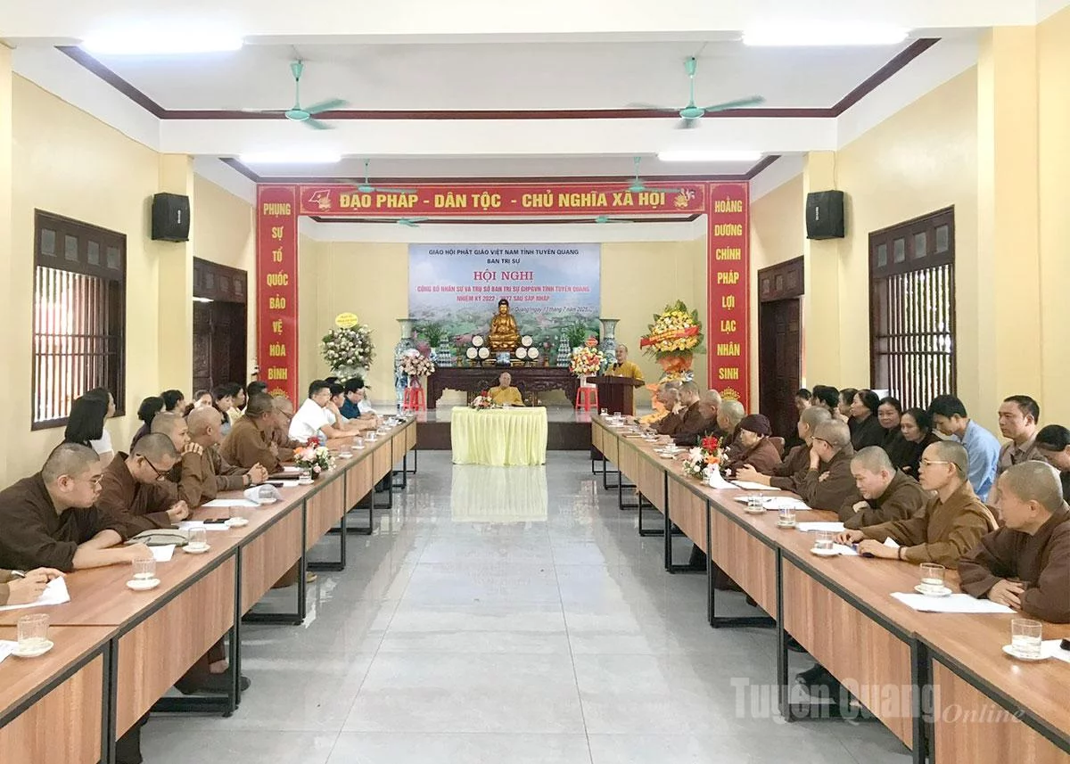 Các đại biểu dự Hội nghị.