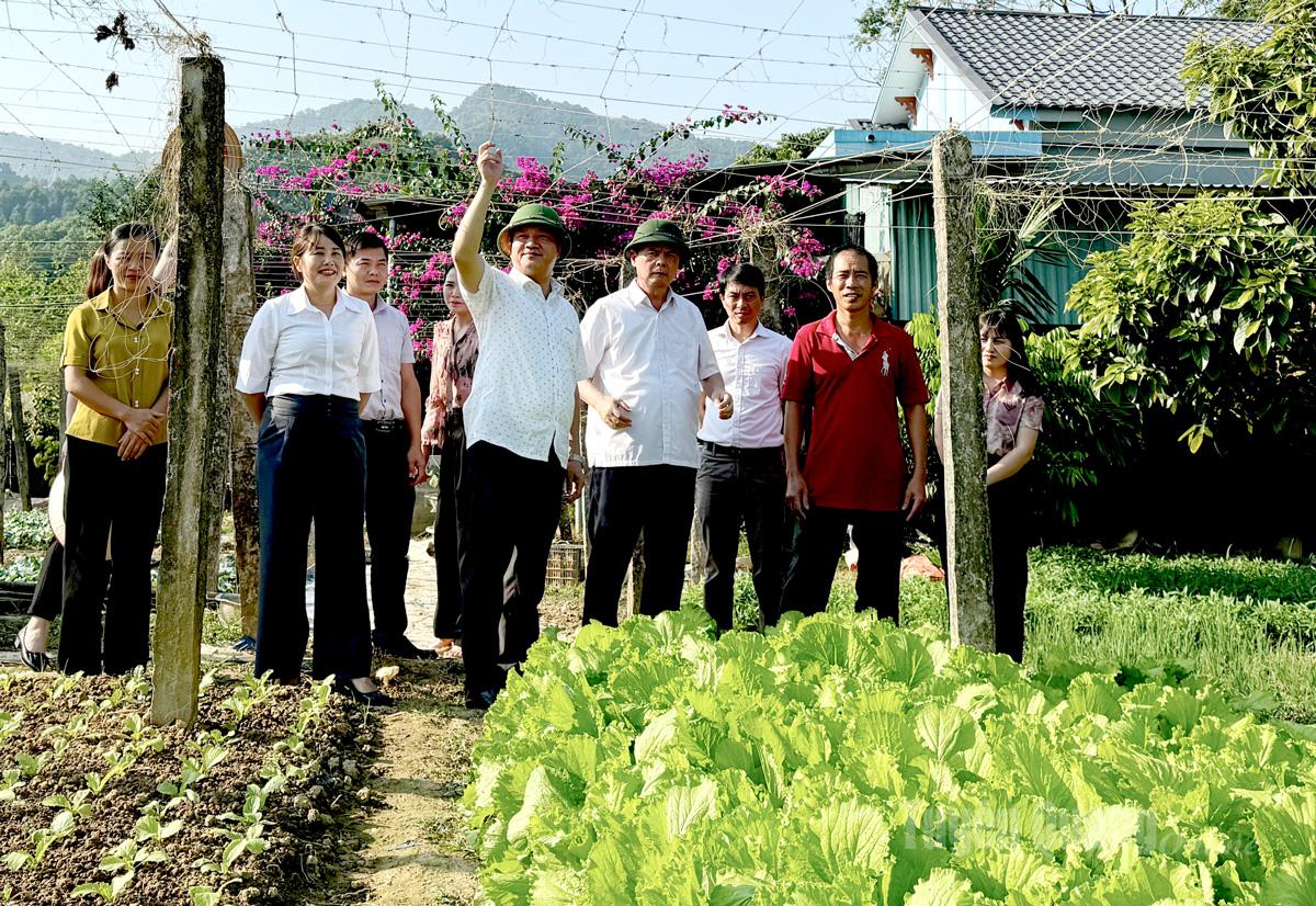 Đổi mới tư duy - Khơi dậy khát vọng phát triển
