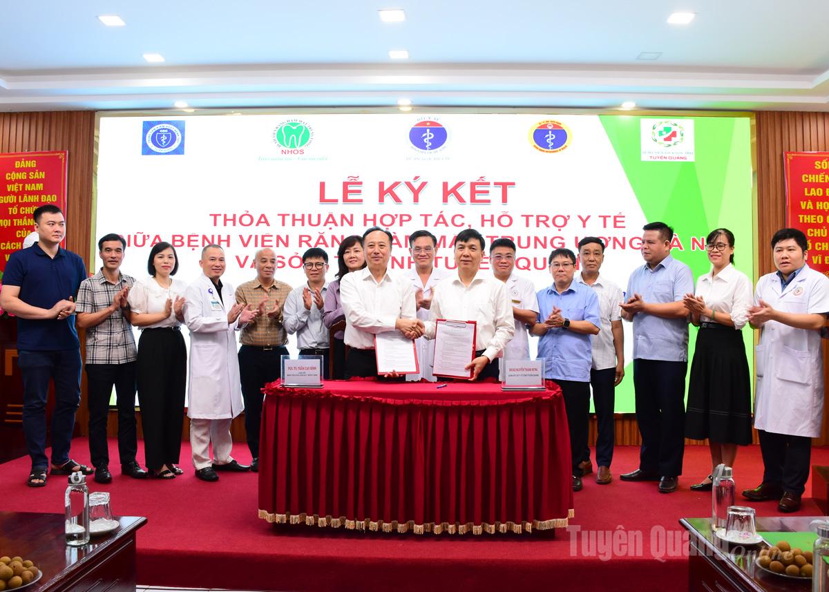  Lễ ký kết hợp tác giữa Bệnh viện Răng hàm mặt Trung ương với Sở Y tế.