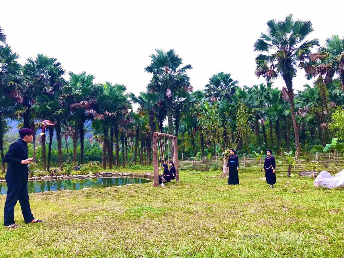 Homestay của anh Triệu Kiên Cường là điểm hẹn giao lưu văn hóa của du khách.