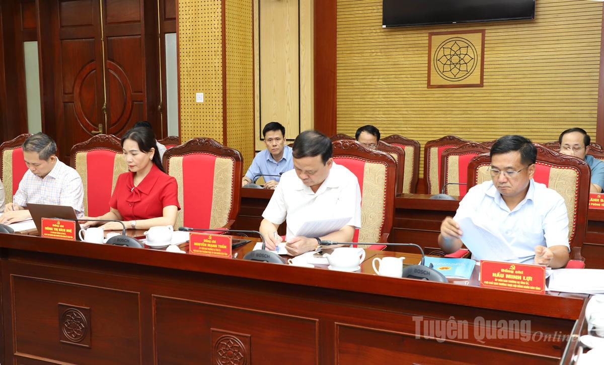Các đại biểu dự hội nghị.