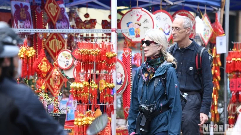 Việt Nam đang nhanh chóng trở thành điểm đến du lịch phổ biến. (Ảnh: THÀNH ĐẠT)