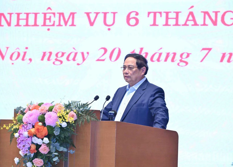 Thủ tướng Chính phủ Phạm Minh Chính phát biểu ý kiến tại Phiên họp lần thứ ba Ban Chỉ đạo. (Ảnh: Trần Hải)