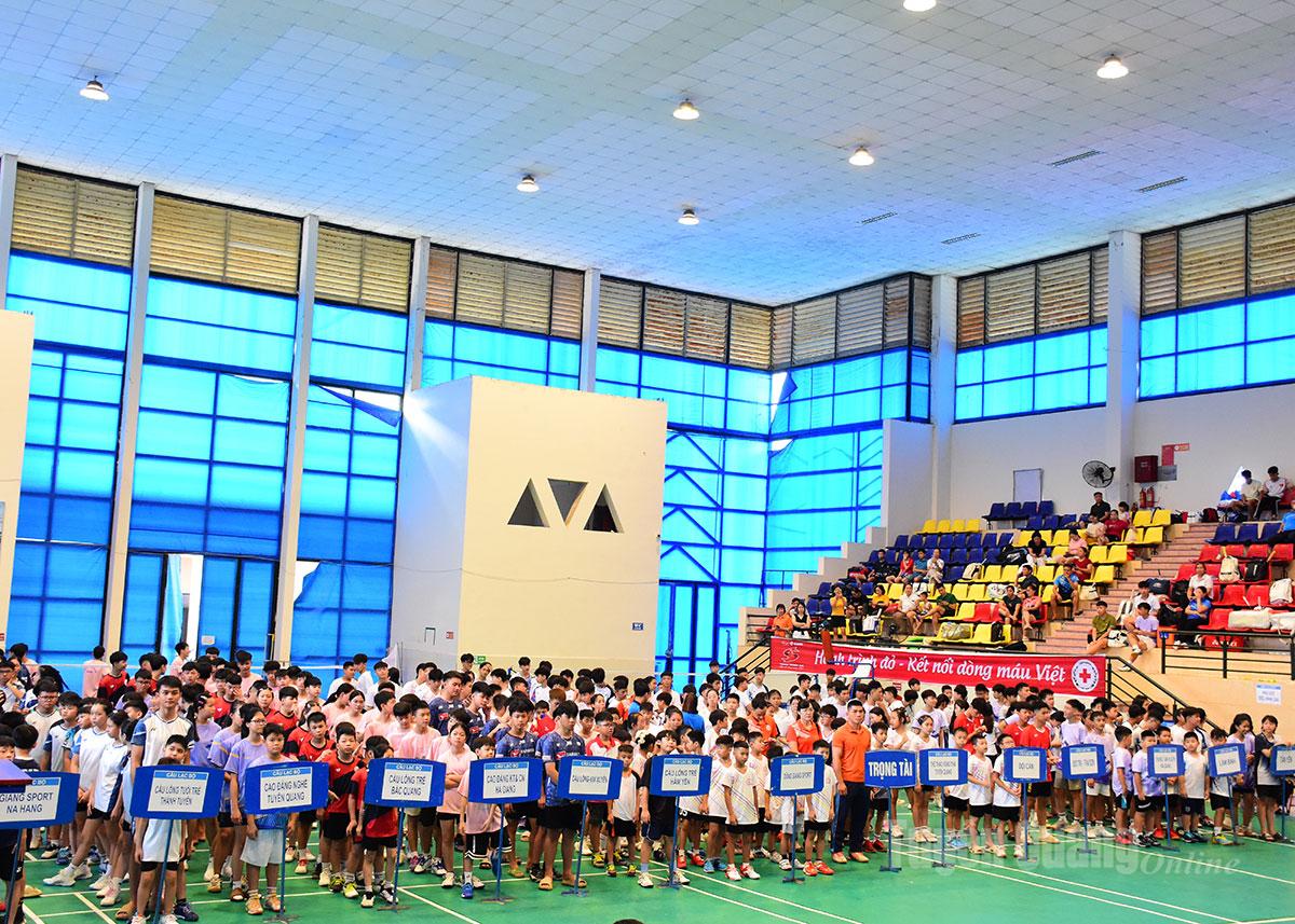 Các đoàn vận động viên tham gia tại giải.