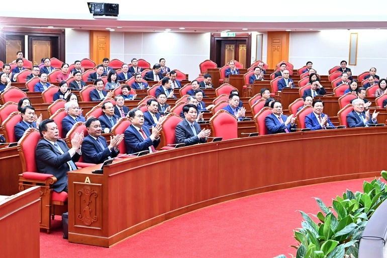 Các đại biểu tham dự phiên bế mạc Hội nghị. (Ảnh: ĐĂNG KHOA)
