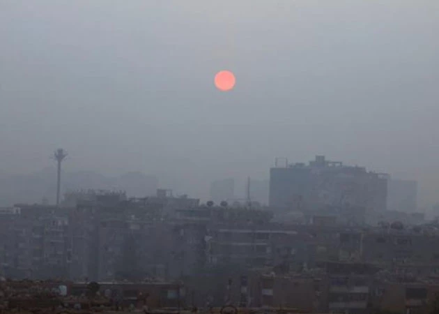 Pollution smog covers the sky in Cairo, Egypt on January 8, 2022. (Photo: Xinhua/VNA)