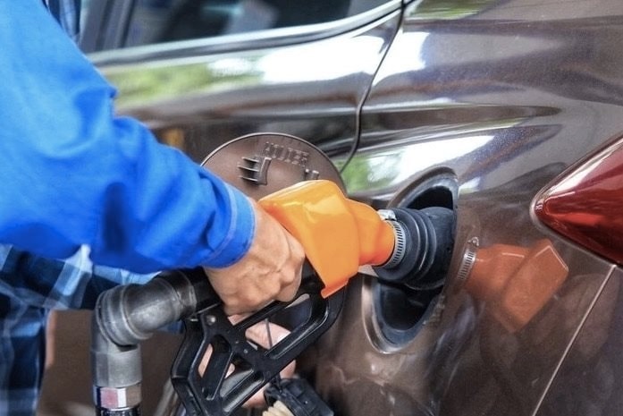 Các quy định của pháp luật hiện hành về kinh doanh xăng dầu không quy định về mức chiết khấu. Ảnh Minh hoạ