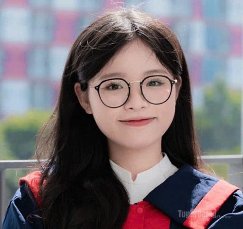 Em Phạm Thùy Dương, 
thủ khoa Kỳ thi tốt nghiệp THPT 
năm 2026 tỉnh Tuyên Quang.