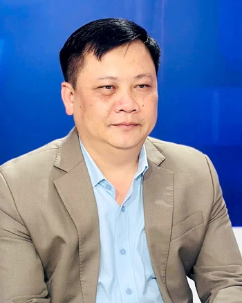 Ông Nguyễn Đình Tâm, Tổng Giám đốc Công ty TNHH Du lịch
và Thương mại Tâm Hương
