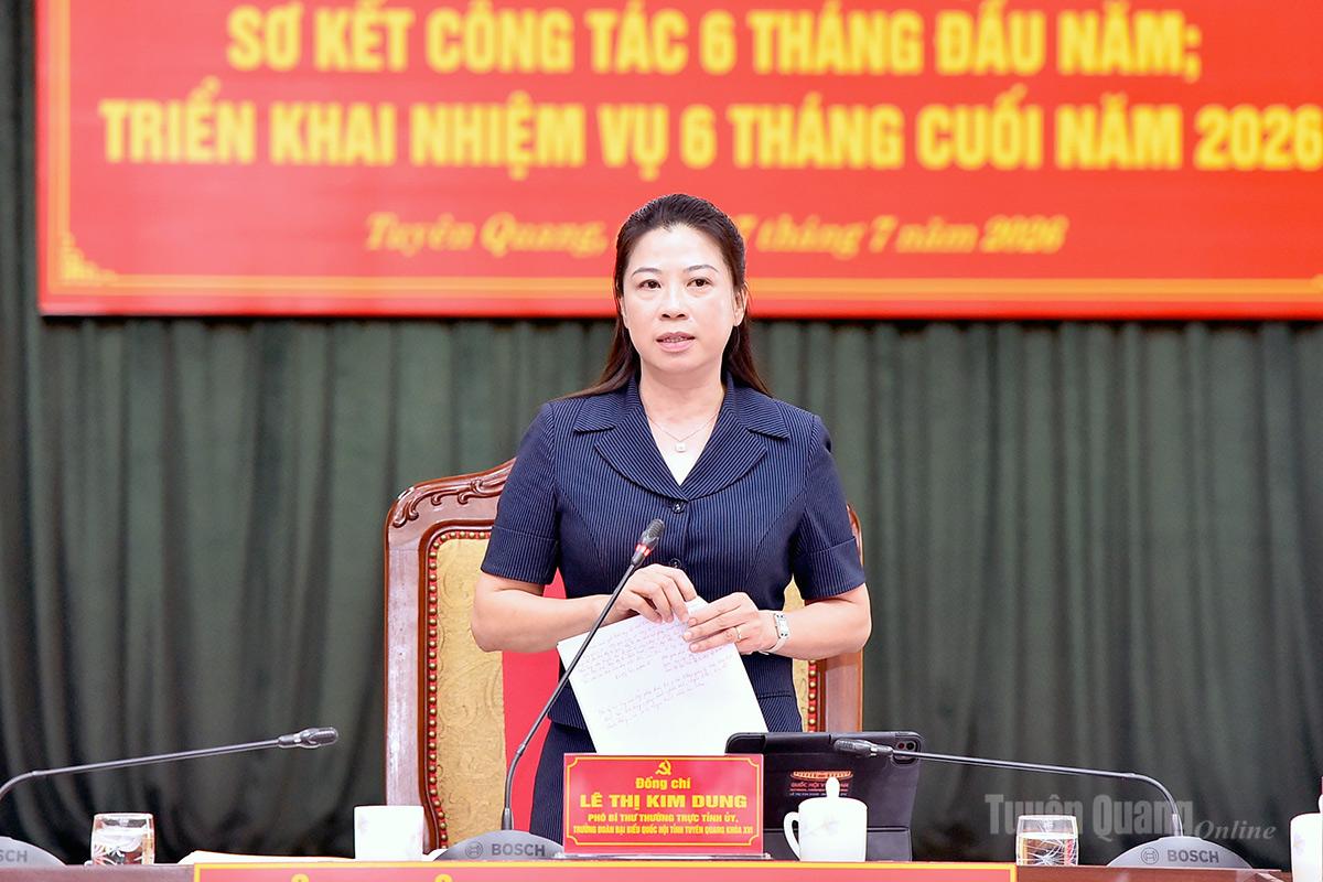 Đồng chí Lê Thị Kim Dung, Phó Bí thư Thường trực Tỉnh ủy phát biểu kết luận tại hội nghị.