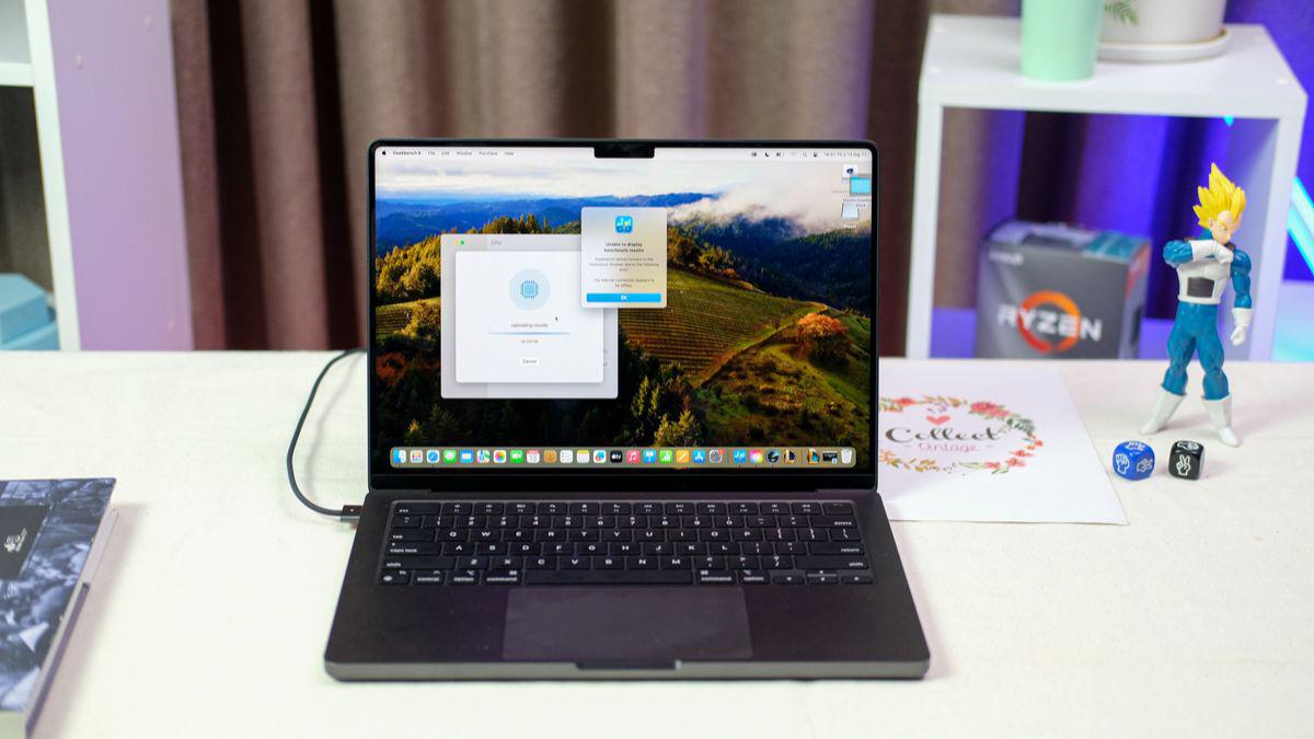 MacBook Pro 14 M3 mạnh, phù hợp chạy phần mềm nặng
