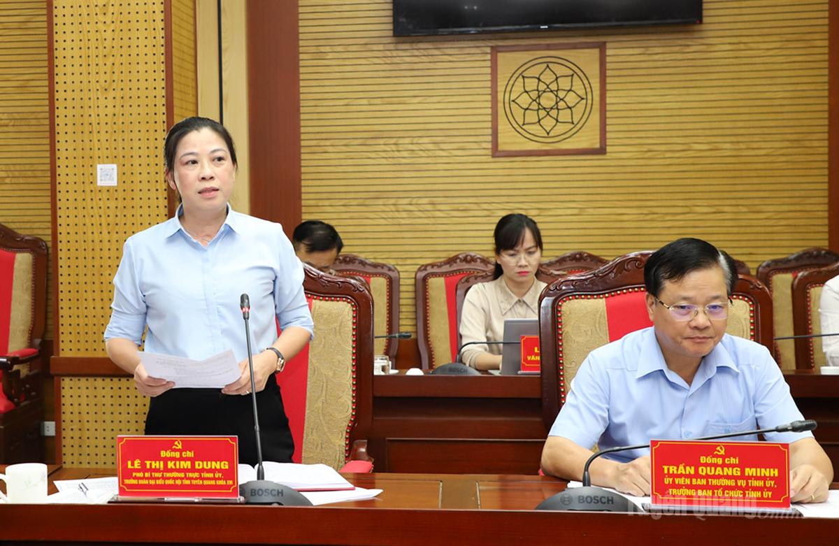 Phó Bí thư Thường trực Tỉnh ủy Lê Thị Kim Dung phát biểu tại hội nghị.