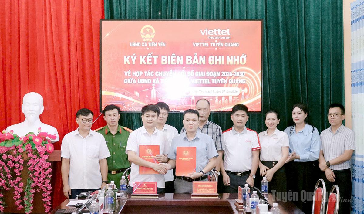 Viettel Tuyên Quang và xã Tiên Yên ký kết hợp tác thúc đẩy chuyển đổi số.