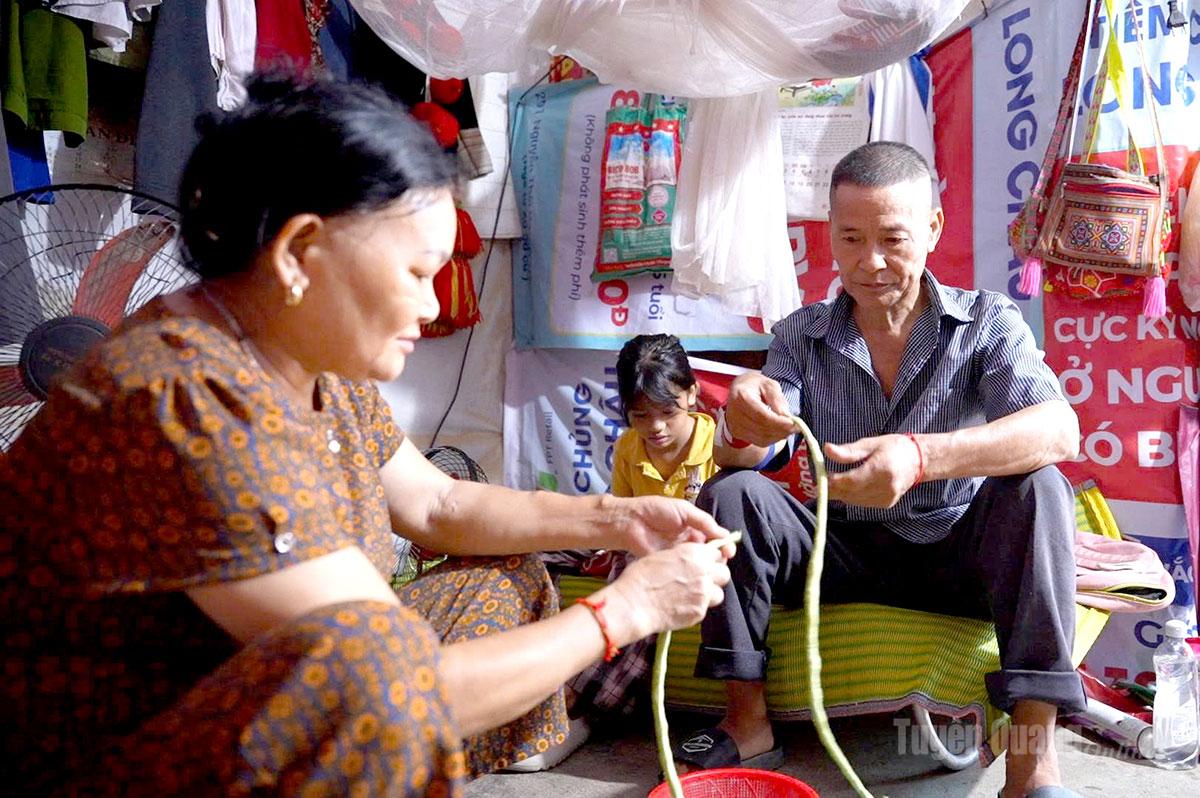 Những cặp vợ chồng cùng chạy thận, sinh sống tại xóm trọ chỉ vài mét vuông tổ dân phố 17.