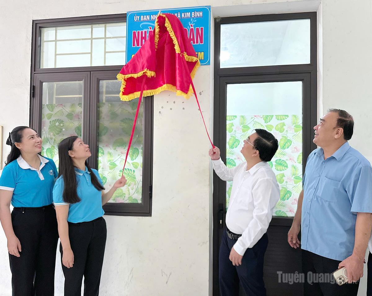 Ra mắt mô hình “Nhà an toàn cho phụ nữ và trẻ em” tại trụ sở Đảng ủy xã Kim Bình.