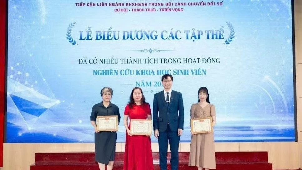 Thách thức từ việc ứng dụng AI trong nghiên cứu lịch sử