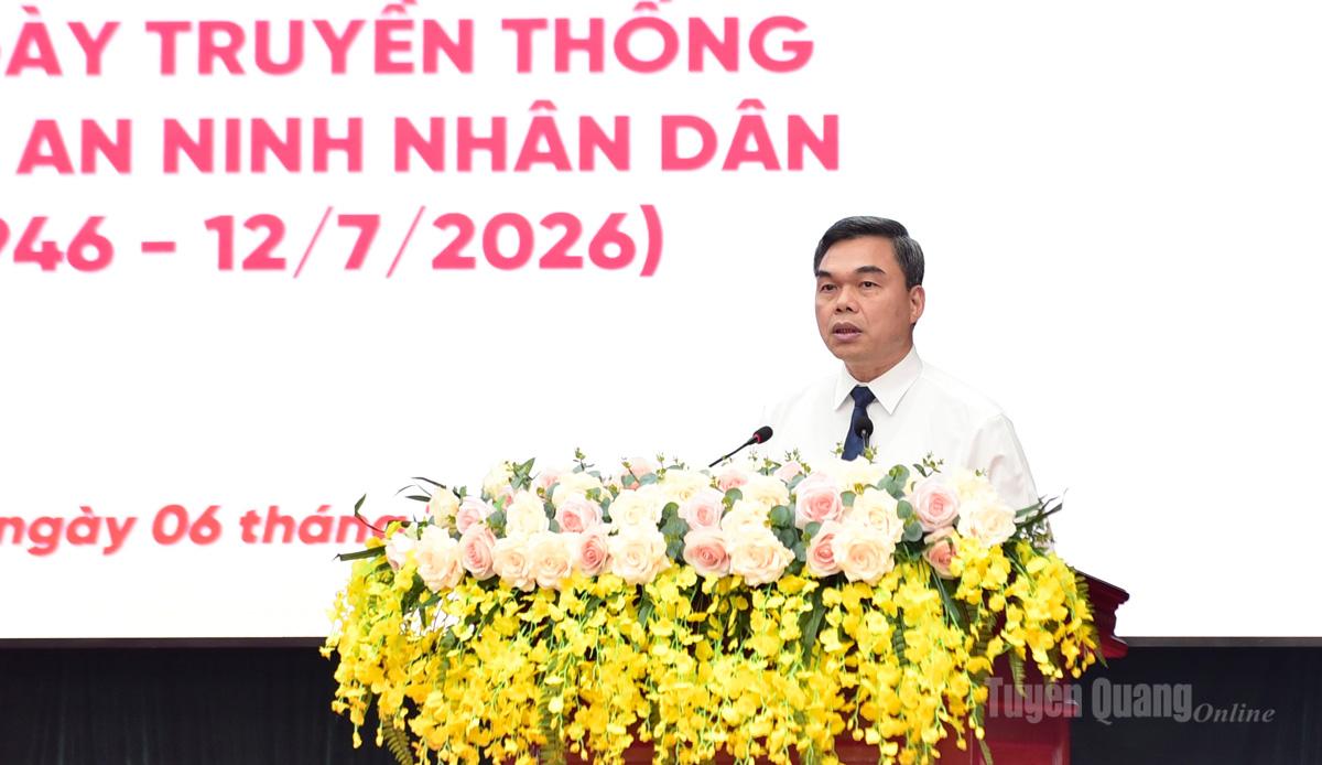 Phó Bí thư Tỉnh ủy, Chủ tịch Ủy Ban MTTQ Việt Nam tỉnh Ma Thế Hồng phát biểu tại buổi lễ.