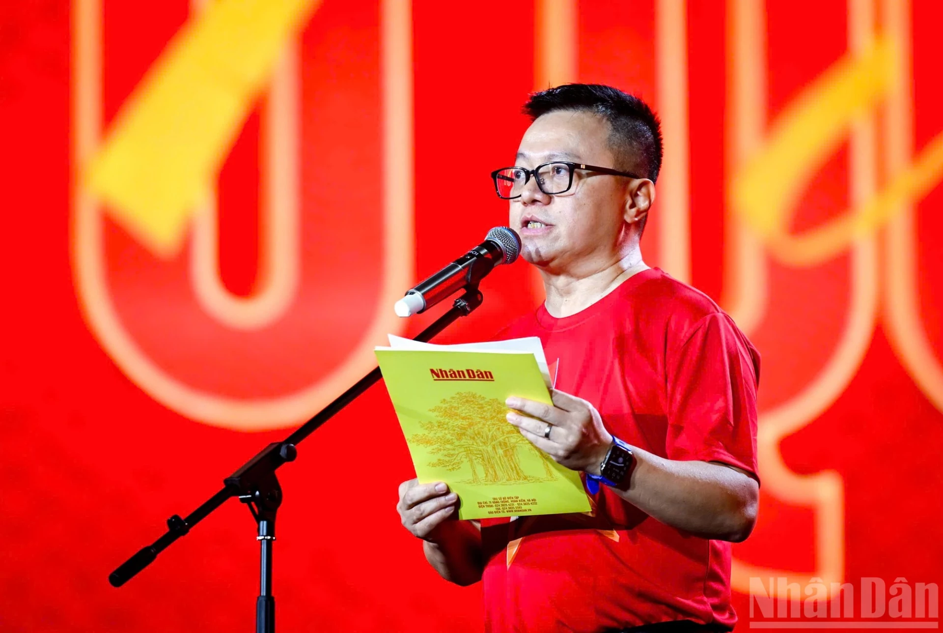 Tông Biên tập Lê Quốc Minh phát biểu khai mạc chương trình.