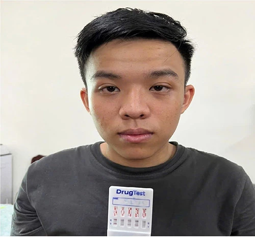 Đối tượng truy nã đặc biệt nguy hiểm Trần Hoàng Sơn. Ảnh Công an cung cấp.
