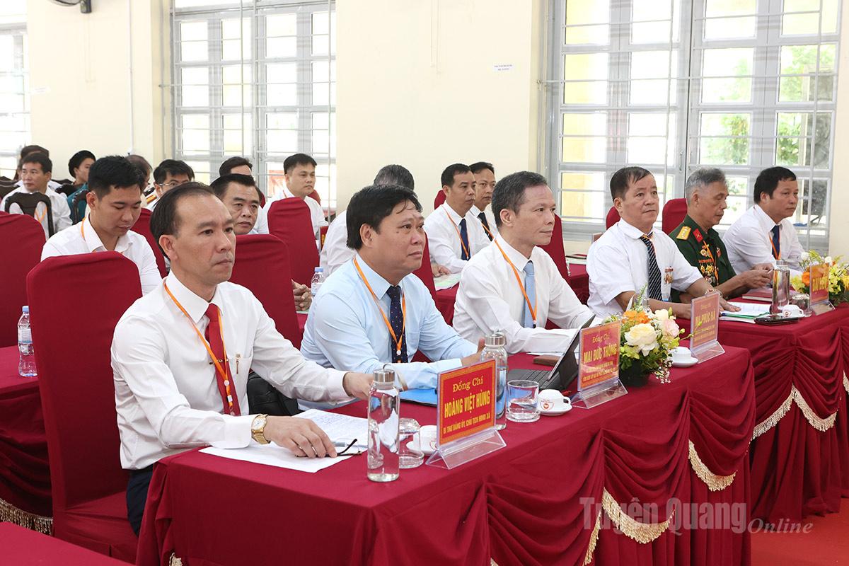 Đại biểu dự Đại hội đại biểu Đảng bộ xã Trung Hà lần thứ I.
