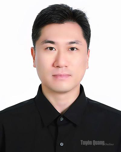Ông Lee Jun Hyub, Tổng Giám đốc công ty TNHH dịch vụ FNC