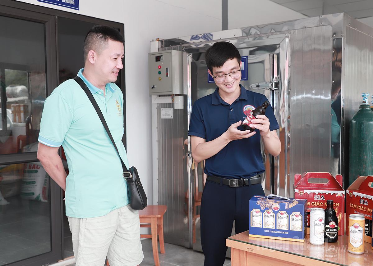 Bia Tam giác mạch của 
Cao nguyên đá 
đa dạng về chủng loại giúp cho thực khách có thêm nhiều lựa chọn.