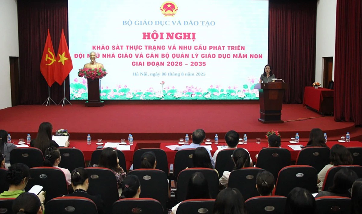 Toàn cảnh hội nghị.