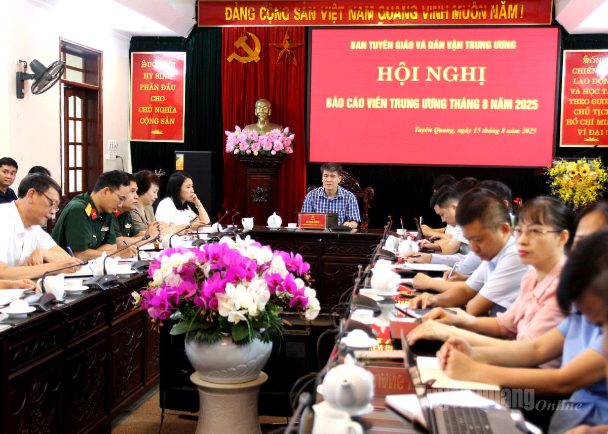 Các đại biểu dự hội nghị tại điểm cầu tỉnh Tuyên Quang.
