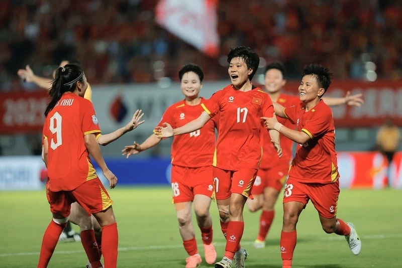 Viet Nam’s national women’s football team secured a dramatic 1–0 victory over Thailand on August 12.