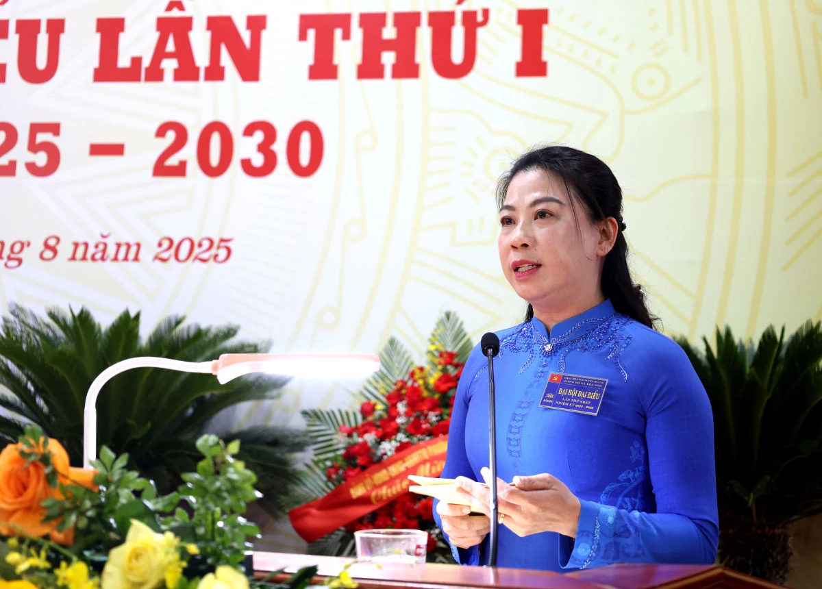 Phó Bí thư Thường trực Tỉnh ủy Lê Thị Kim Dung phát biểu chỉ đạo tại Đại hội.