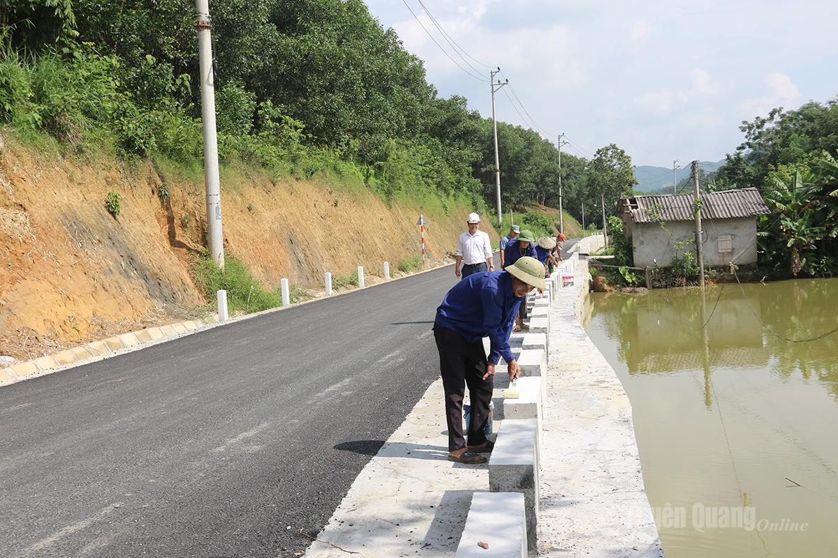 Tuyến đường ĐĐT 08 từ km 39 đến nghĩa trang Đồng Bàng, Tân Yên (Hàm Yên) chuẩn bị bàn giao đưa vào sử dụng.